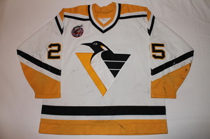 1992-93 Mario Lemieux Pittsburgh Penguins Game Worn Jersey - Photo